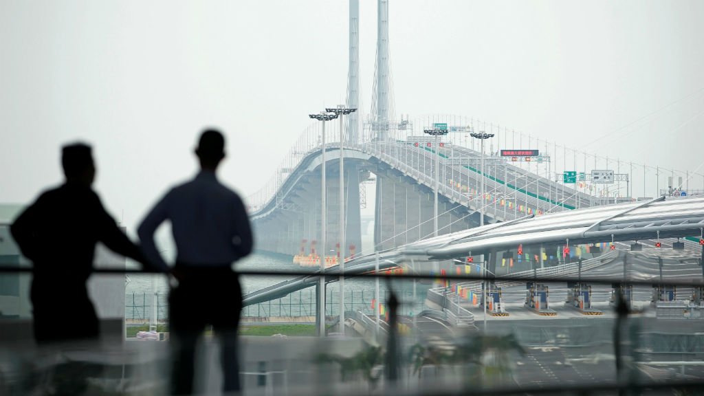 Vidéo : Hong Kong - Macao, le pont de la démesure