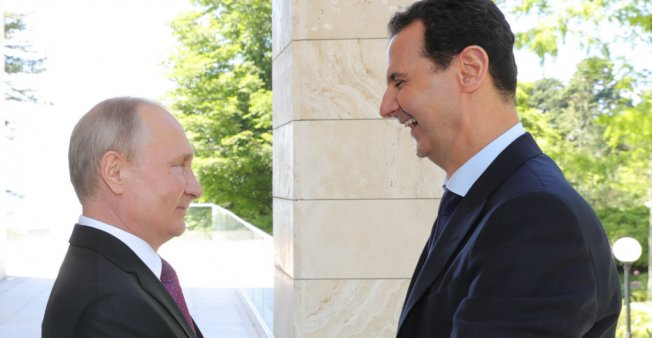 Poutine félicite Assad et plaide pour la reprise du "dialogue politique" en Syrie