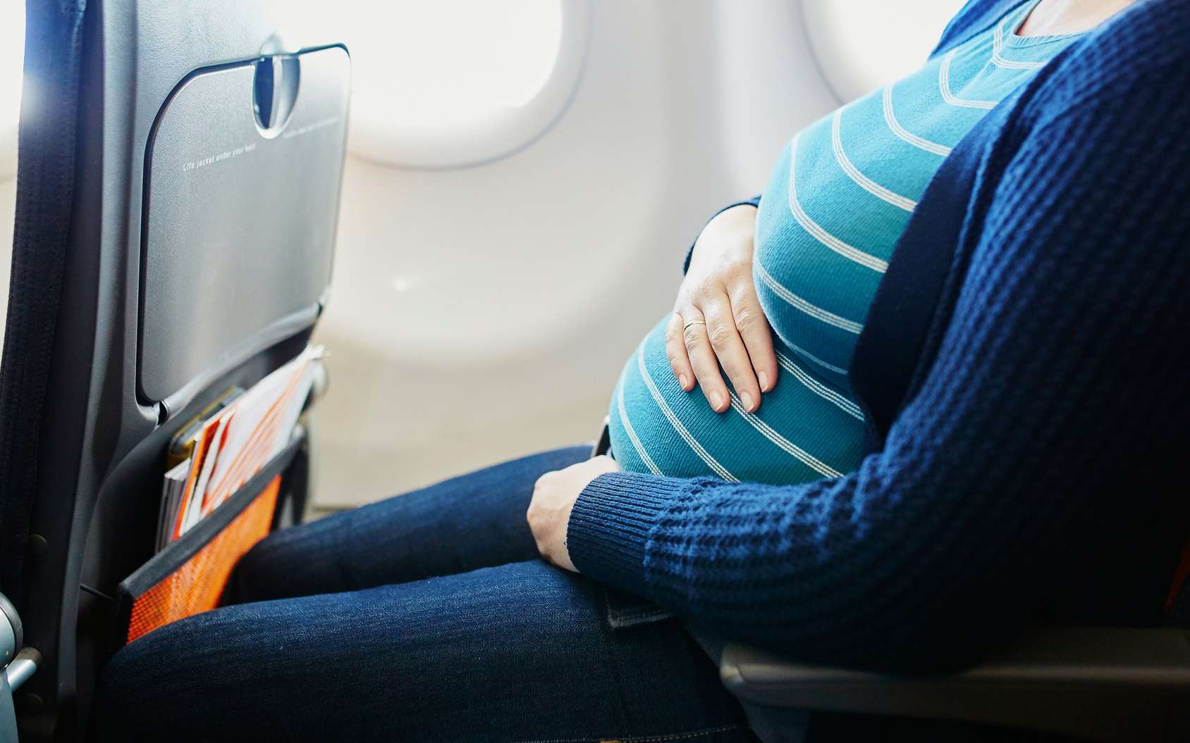 Science décalée : 74 bébés sont nés dans un avion entre 1929 et 2018