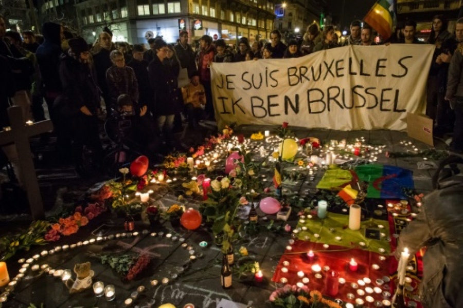 La Belgique se souvient des pires attentats de son histoire - BFMTV.COM