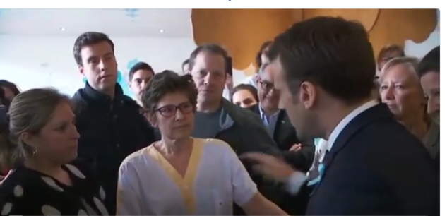 Macron pris à partie par une infirmière : "Moi je ne vous serrerai pas la main…" - L'Obs