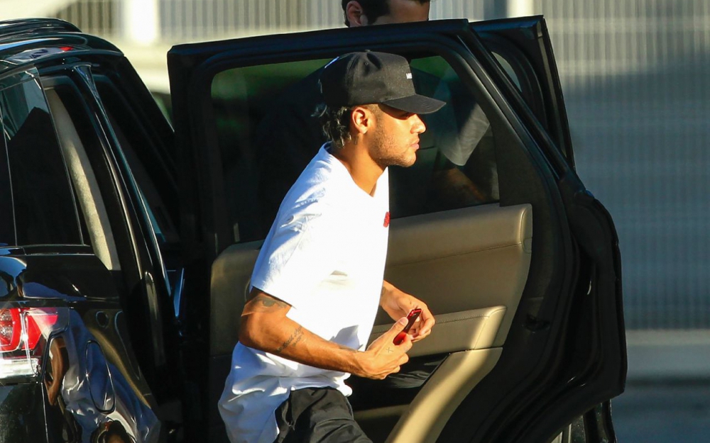 PSG : Neymar s'installe à Bougival, dans les Yvelines - Le Parisien