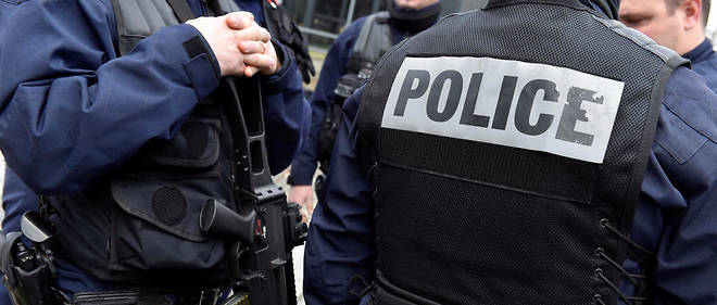 Paris : un commandant de police mis en examen et placé en détention - Le Point