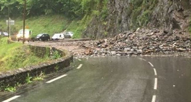 Routes inondées, maison foudroyée, villages coupés du monde : les orages ont fait de gros dégâts - ladepeche.fr
