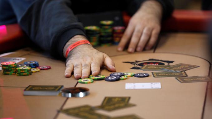 Trois directeurs de casinos du groupe Partouche placés en garde à vue - Le Figaro