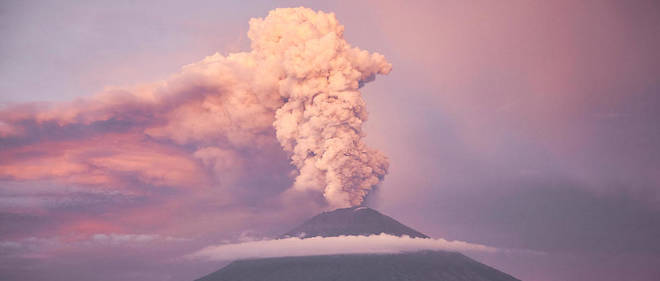 Volcan Agung : l'aéroport de Bali rouvre malgré la menace d'éruption - Le Point