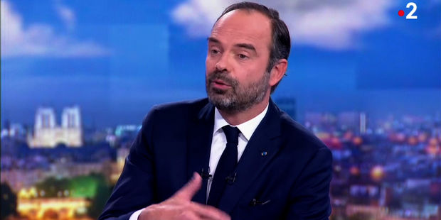 « Gilets jaunes » : Edouard Philippe réaffirme que « le cap sera tenu »