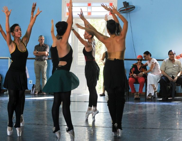 A 96 ans, la ballerine cubaine Alicia Alonso danse "dans sa tête"