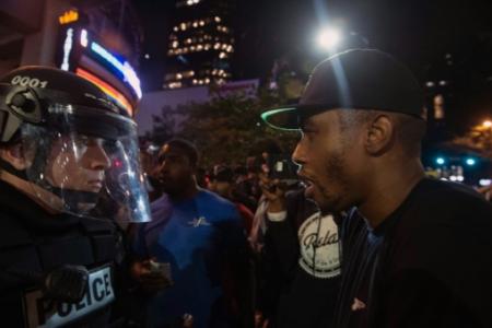 Etats-Unis: deuxième nuit de violences à caractère racial à Charlotte