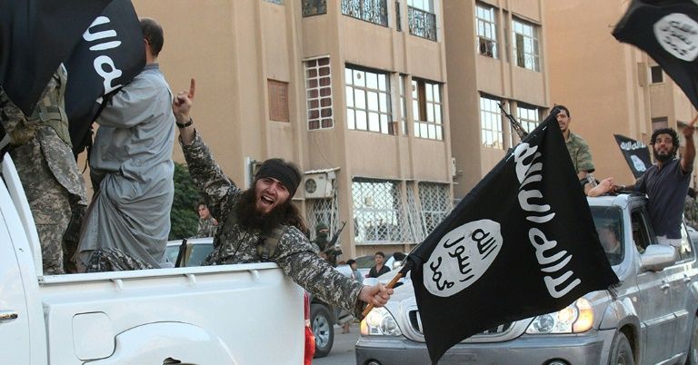 Jihad: deux compagnes d'un recruteur présumé de l'EI mises en examen à Paris et écrouées