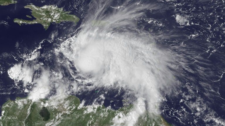 L'ouragan Matthew menace la Jamaïque, Haïti et Cuba