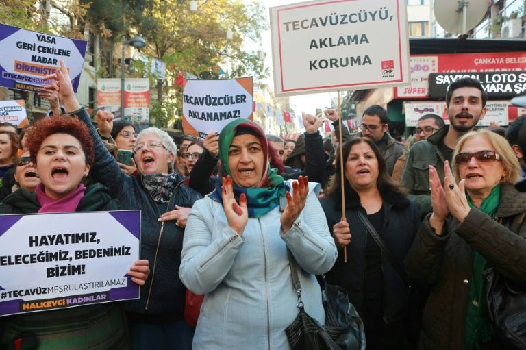 Le projet de loi turc sur les agressions sexuelles sur mineurs retiré