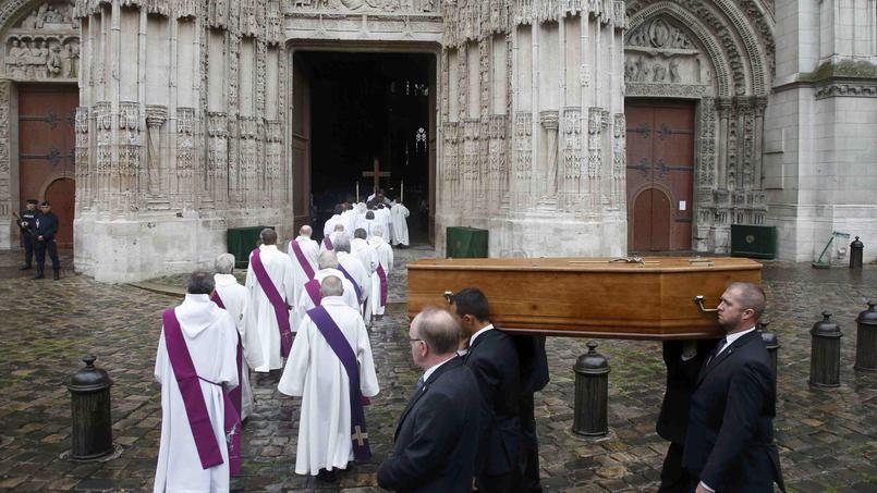 Obsèques dans la ferveur pour le père Hamel à la cathédrale de Rouen