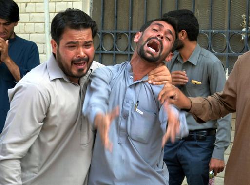Pakistan : 70 morts dans un attentat revendiqué par l'EI et les talibans