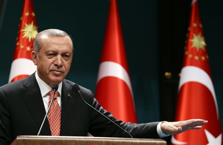 Turquie: charge d'Erdogan contre l'Occident accusé de soutenir "le terrorisme"