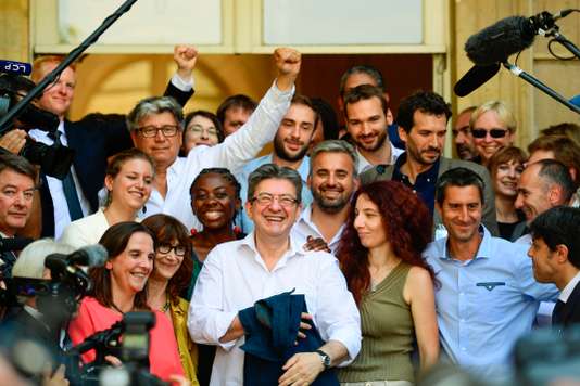 L'« insoumis » Mélenchon fait une rentrée remarquée à l'Assemblée nationale - Le Monde