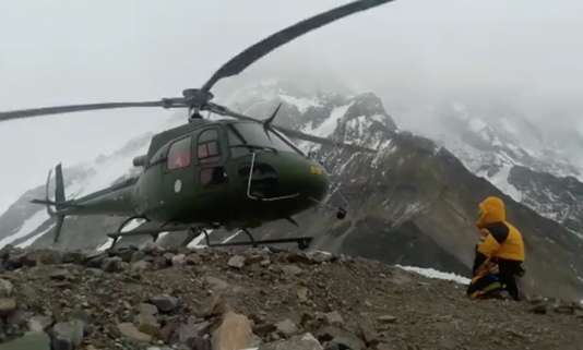 Himalaya : une opération de secours hors norme, mais sans espoir pour l'alpiniste polonais