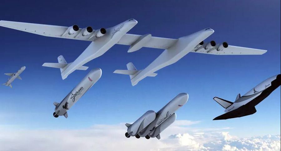 L'immense avion de Stratolaunch lancera aussi des fusées maison