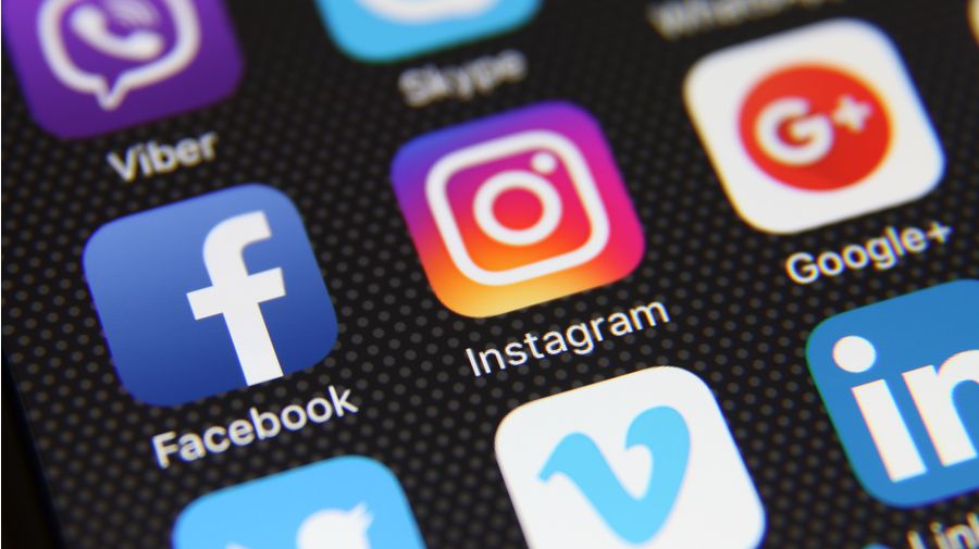 Instagram souhaite donner votre historique de déplacements à Facebook