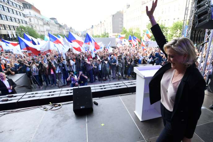 La difficile campagne de séduction de Marine Le Pen pour une alliance des nationalistes en Europe
