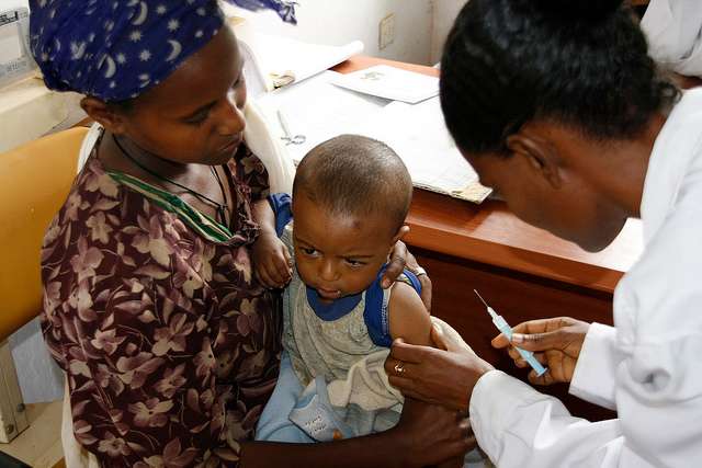 L'accès au soin est un problème fréquent dans les contrées où le paludisme fait rage.