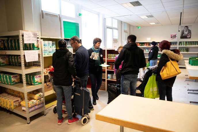 Les étudiants de plus en plus nombreux à aller aux Restos du cœur