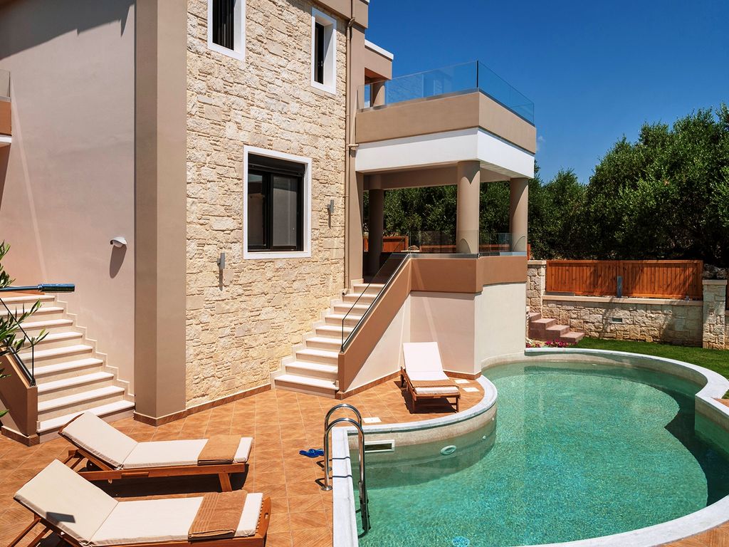 Abritel Location Crète Marathokefala - Luxueuse villa avec piscine privée et vue à couper le souffle