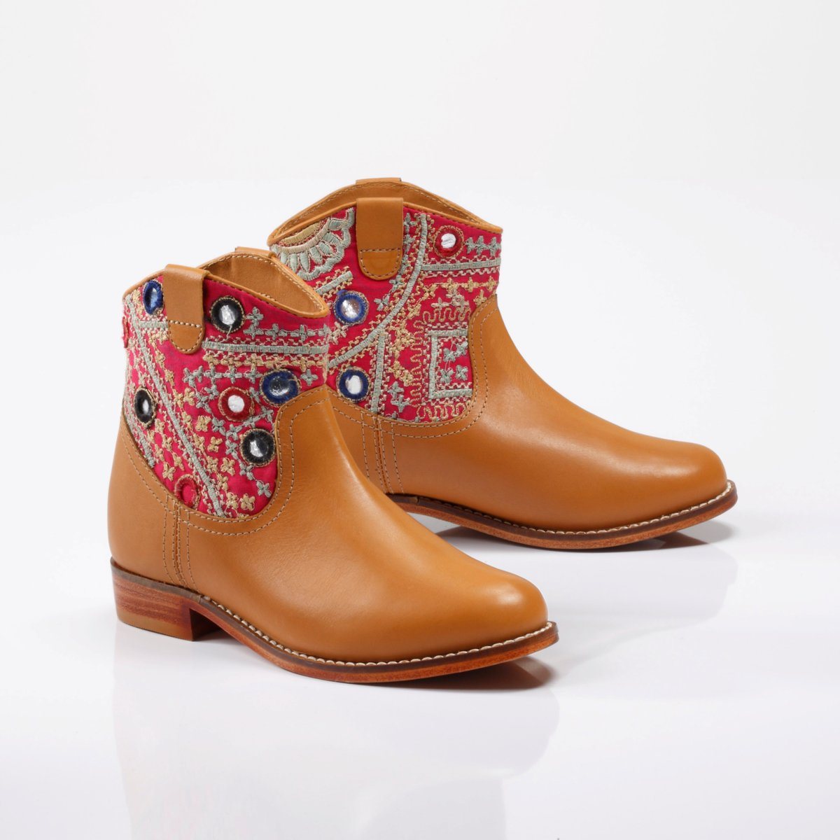Boots ANTIK BATIK - Boots cuir et patchwork enfant fille Prix 95,00 Euros