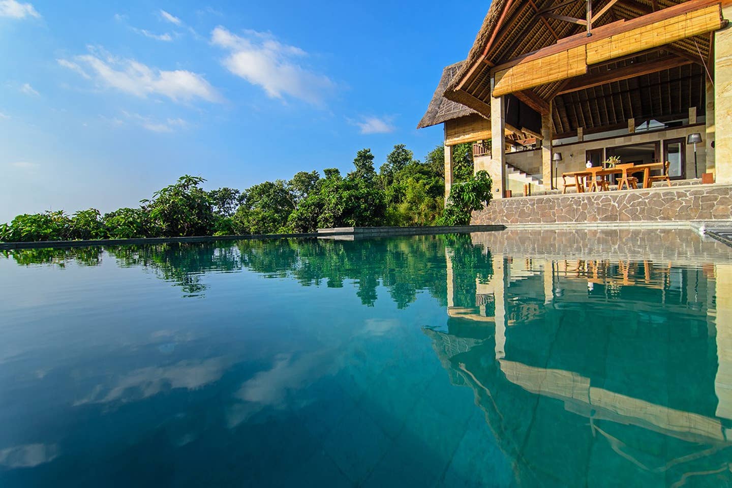 Airbnb - Villa Sanglung avec Piscine Privée à Singaraja pour 8 Personnes à Bali