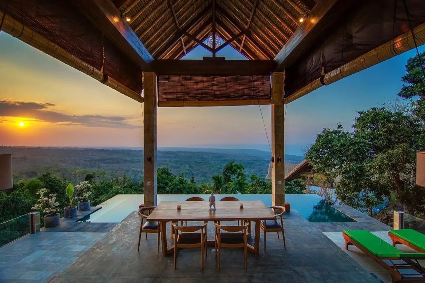 Villa Sanglung avec Piscine Privée à Singaraja pour 8 Personnes à Bali