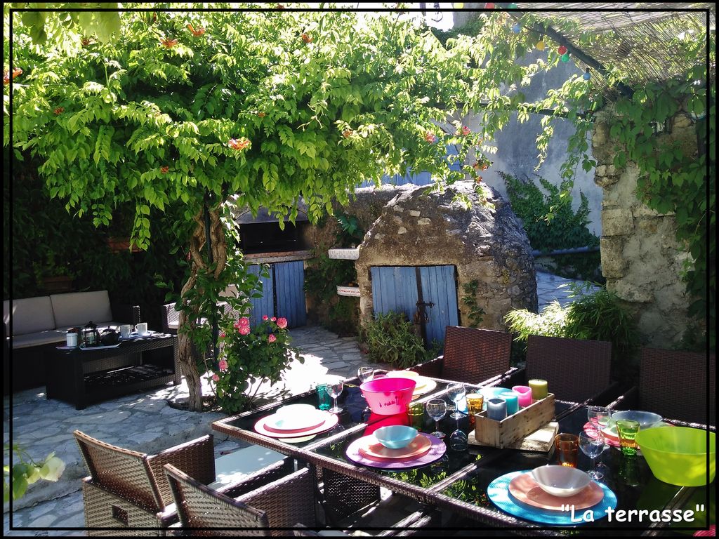 Abritel Location Saint-Marcel-d'Ardèche - Maison de caractère avec piscine à proximité des gorges de l'Ardèche