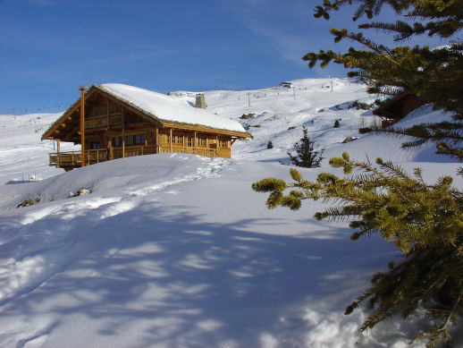 Les Chalets de l'Altiport Alpe d'Huez Le Ski du Nord au Sud prix 1 259,00 Euros