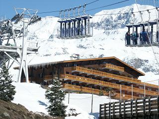 La Ménandière Le Ski du Nord au Sud Location Alpe d'Huez prix 225,00 Euros
