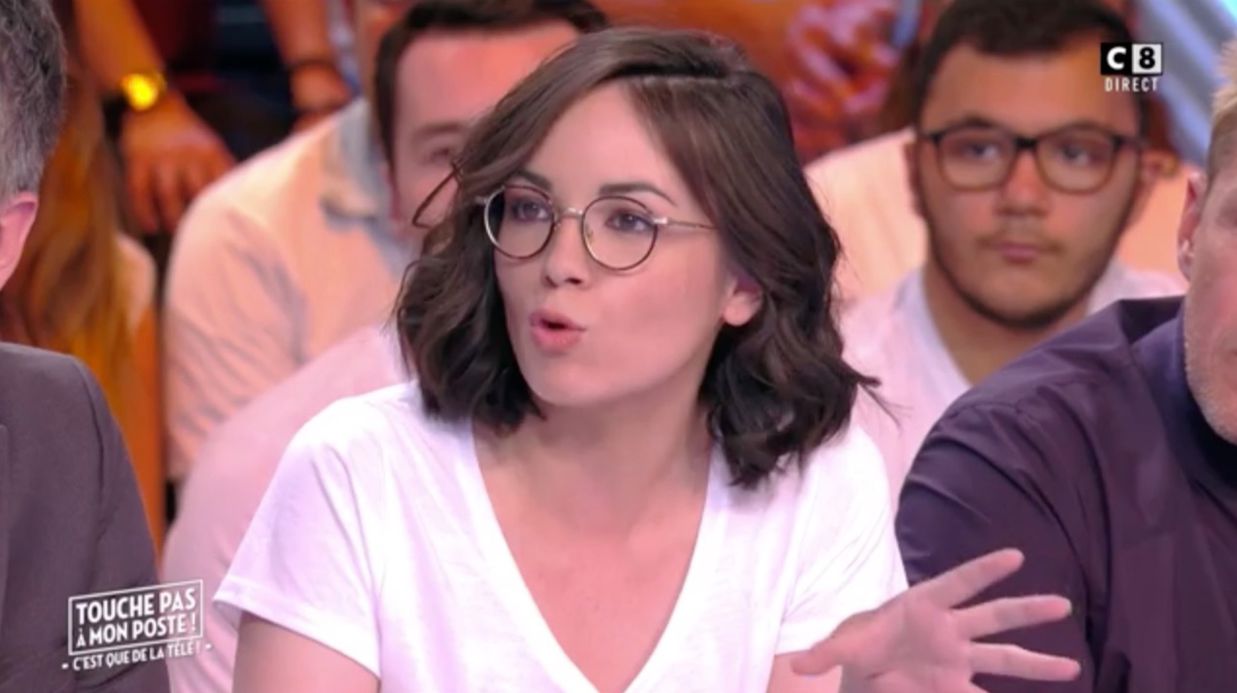 Agathe Auproux : attaquée sur des tweets racistes et une ancienne photo nue, elle répond