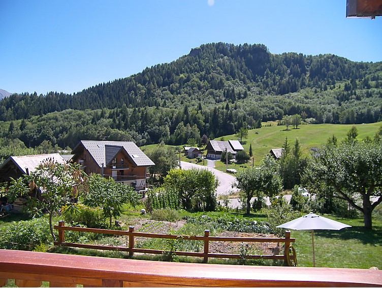 Appartement La Cascade à Les Bottières en Savoie - Interhome