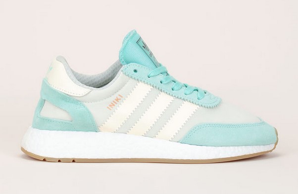 Adidas Originals Baskets Iniki bi-matière vert d'eau détails en nubuck