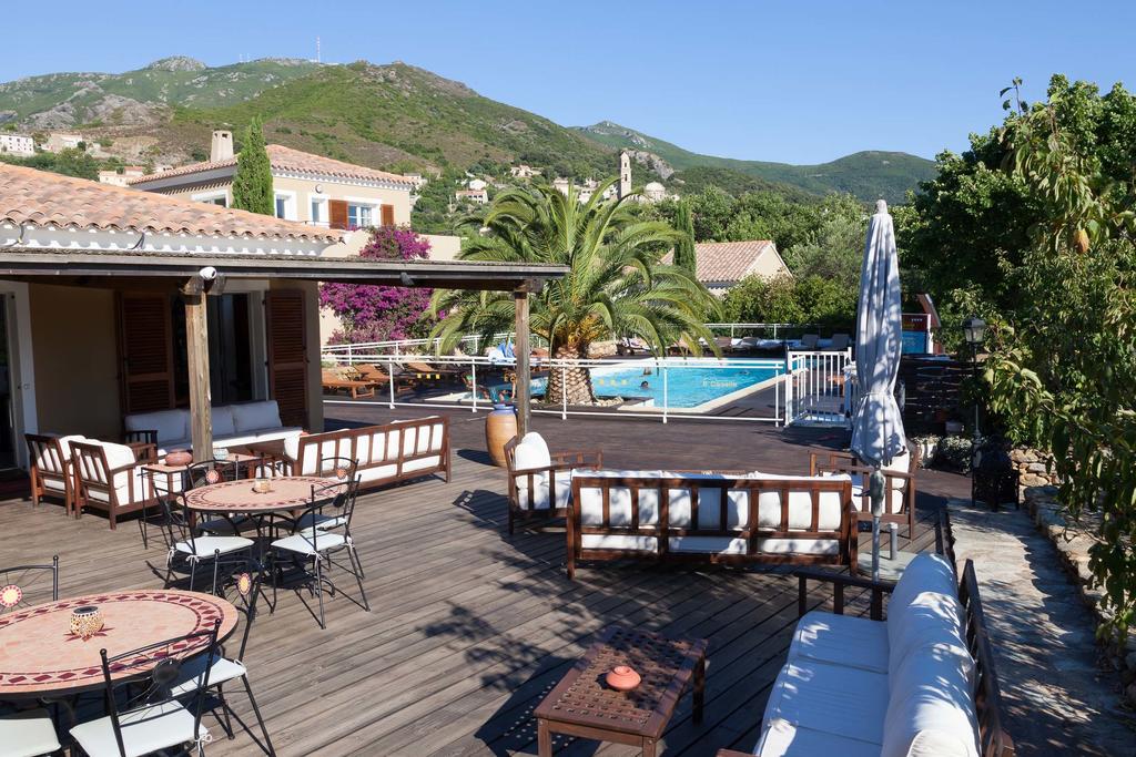 Résidence de Villas Hotelieres E Caselle 4* à Patrimonio en Corse