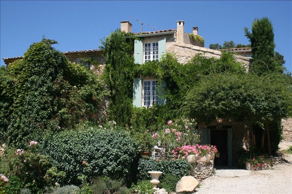 Abritel Location Roussillon - Charme du 18ème siècle maison de campagne avec piscine et belle vue sur le Luberon!