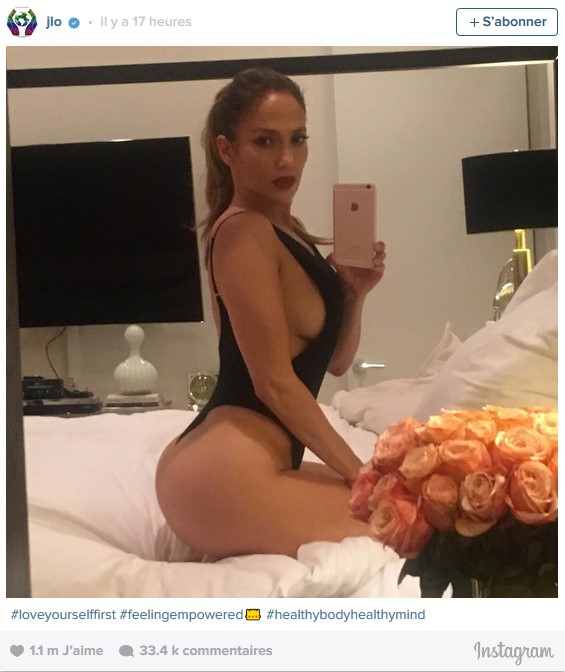 PHOTO Jenni­fer Lopez dévoile ses formes dans un selfie très sexy à la Kim Karda­shian