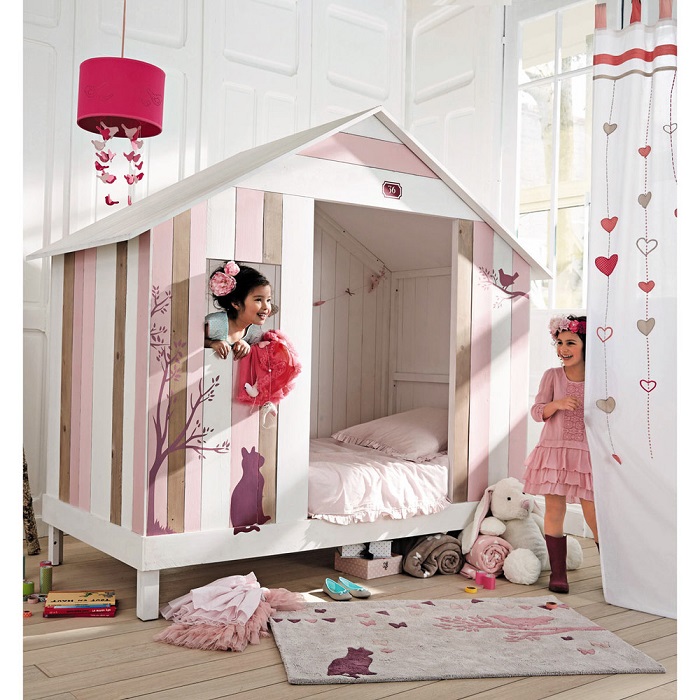 Lit Cabane enfant 90 x 190 cm Violette en bois rose et blanc - Maisons du Monde