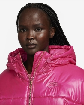 Nike Sportswear Classic Puffer Shine Veste ample Therma-FIT Rose éclatant 