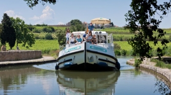 Canal du Midi en bateau sans permis : L'Aude au fil de l'eau